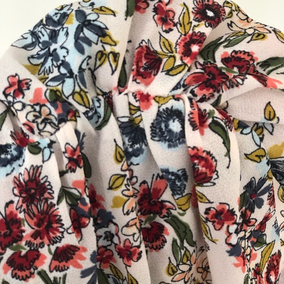 Floral Short Zara Dress - Picture 6 of 7